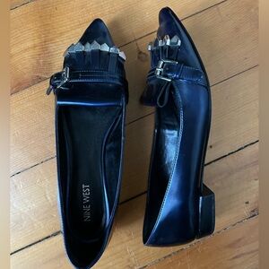 ☀️3/$25 Nine West Patent Leather Tessieo Loafer Flats 6.5 blue